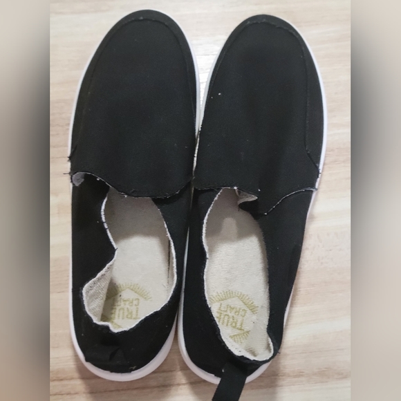 Womens shoes - Picture 1 of 5